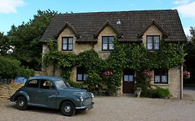 Fosse Farmhouse Wiltshire